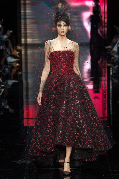 Look 61